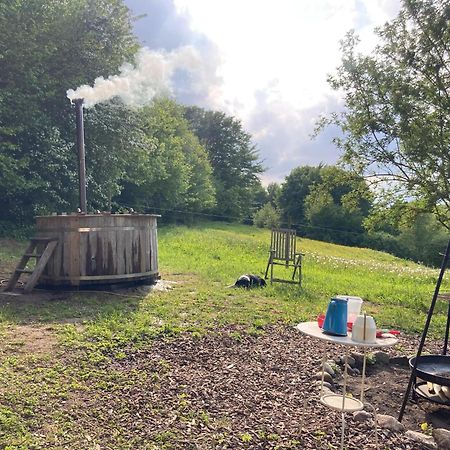 Glamping Mi Casa Tu Casadk Hotel Vissenbjerg Exterior photo